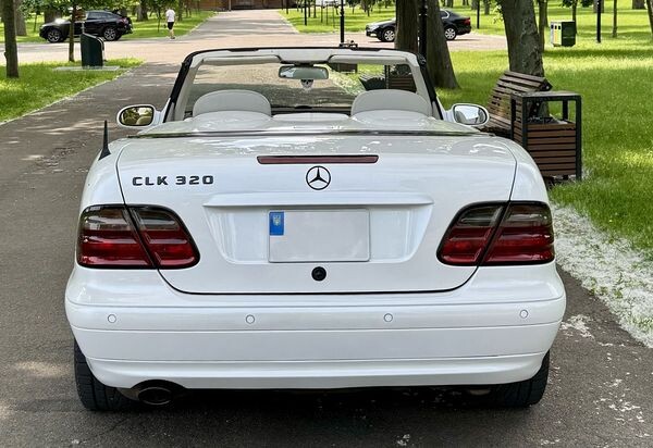 113 Mercedes 208 clk cabrio білий 