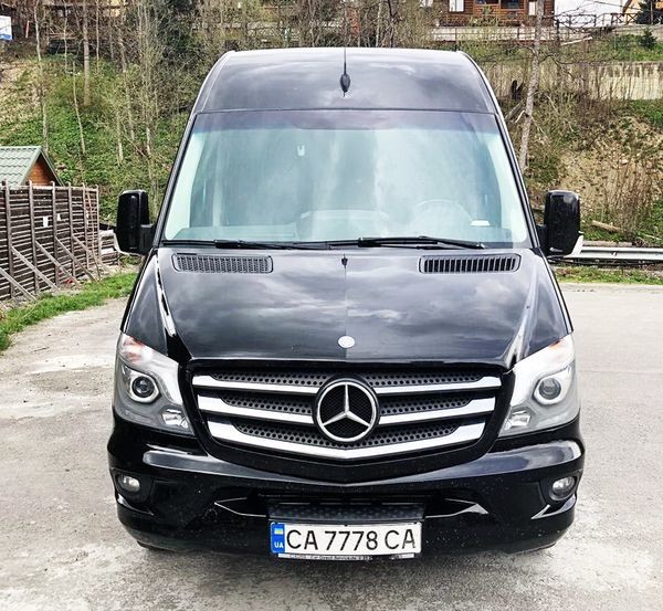 181 Mercedes Sprinter черный vip 12 мест 