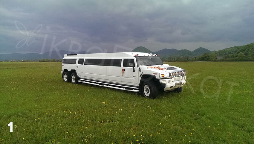 Лімузин  Hummer H2 6 колес  2015 року 