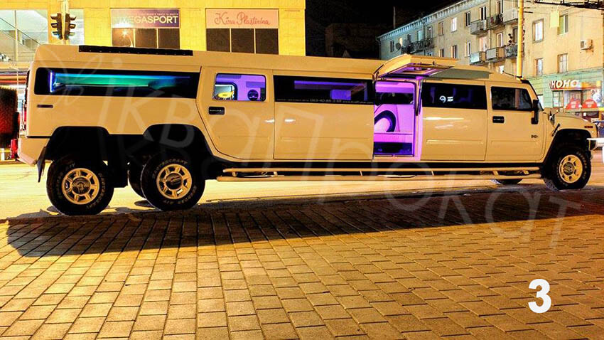 Лімузин  Hummer H2 6 колес  2015 року 