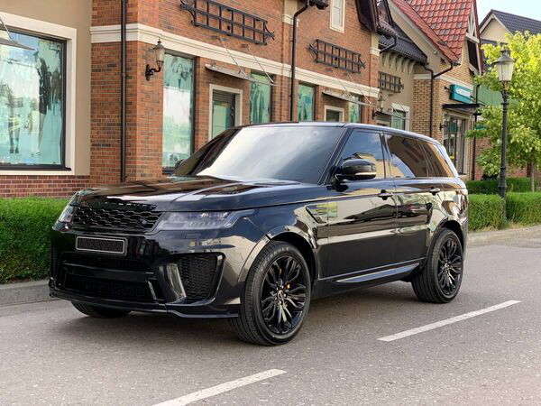 374 Range Rover Sport Style SVR черный в аренду  