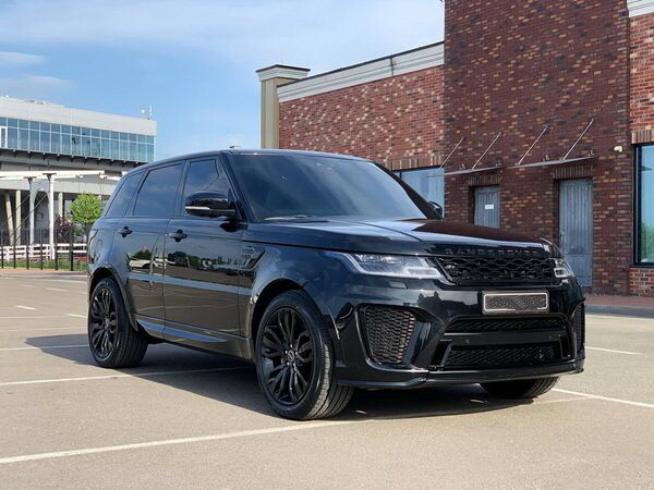 374 Range Rover Sport Style SVR черный в аренду  