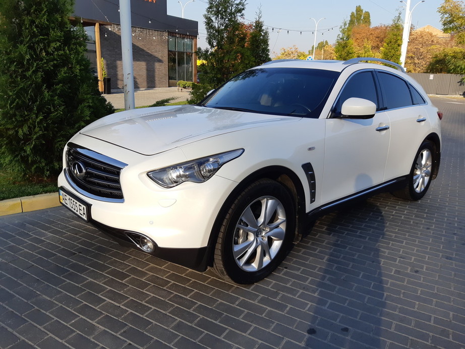 Infiniti FX 