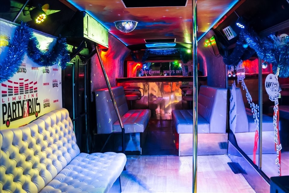 Party BUs Move & Play 