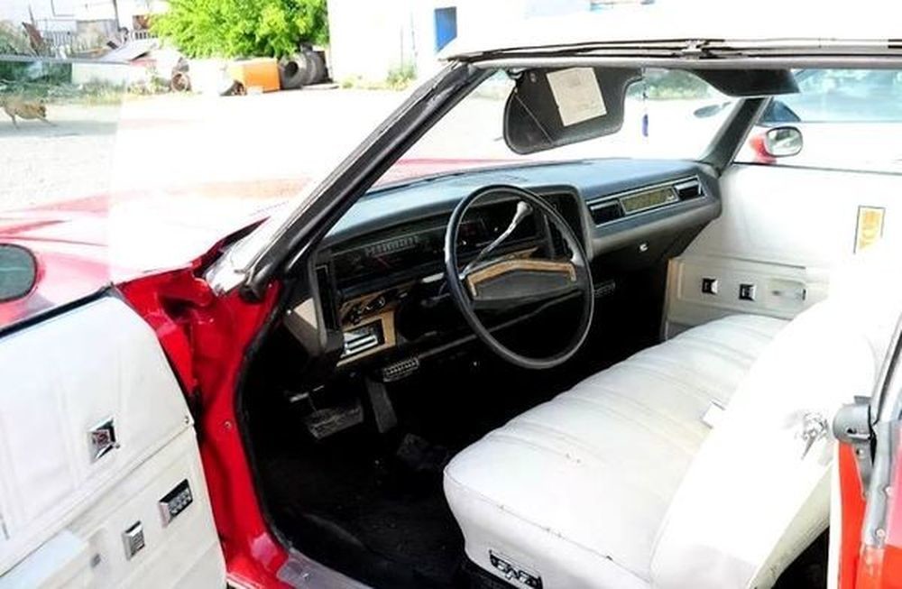 386 Ретро кабриолет Chevrolet Impala 