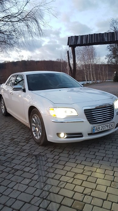 Chrysler C 300 