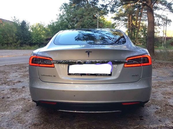 106 Tesla Model S90d аренда авто на свадьбу 