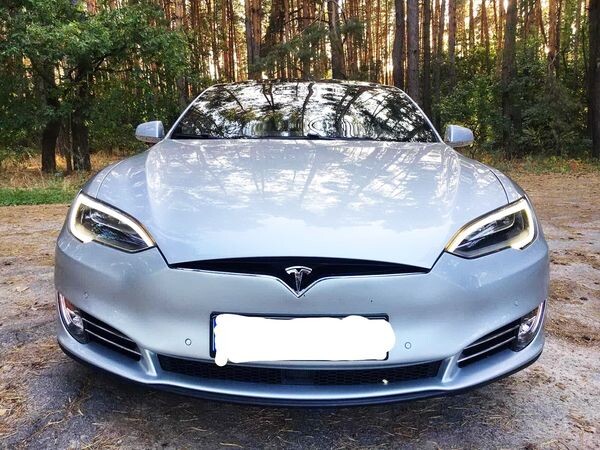 106 Tesla Model S90d аренда авто на свадьбу 