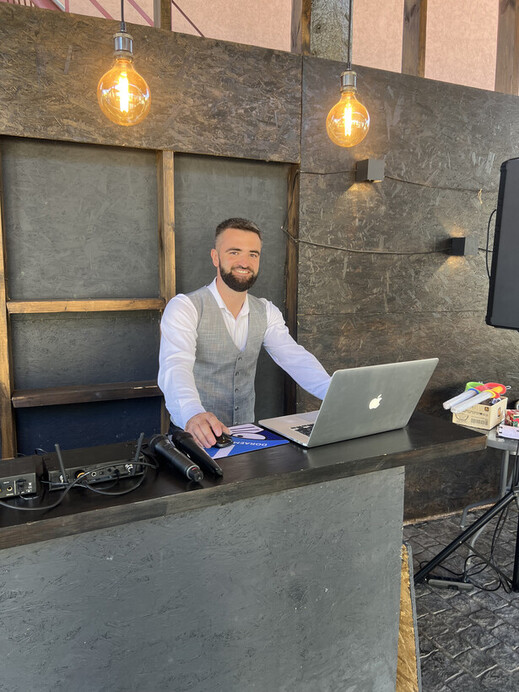 Dj Tony