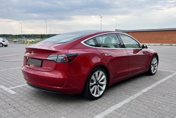 252 Электрокар Tesla Model 3 75D 