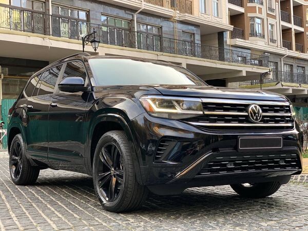 201 Volkswagen Atlas R-Line оренда позашляховика 