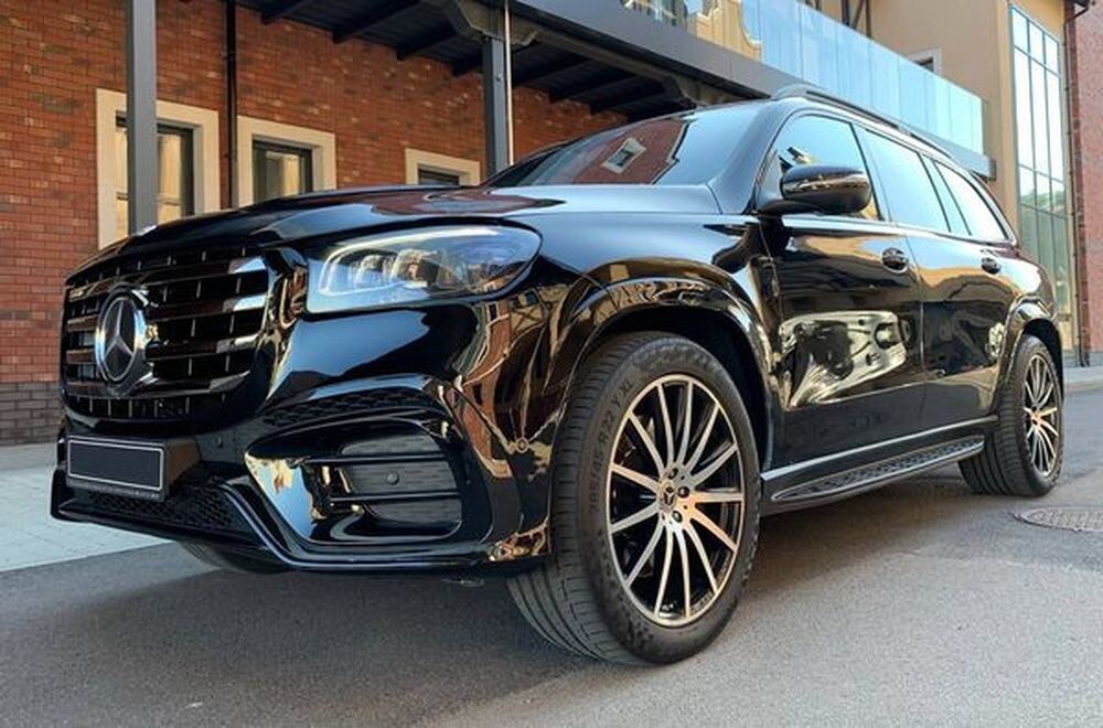 250 Позашляховик Mercedes Benz Gls AMG 400 оренда 