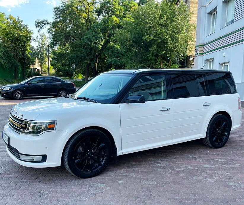 180 Внедорожник  Ford Flex белый на свадьбу 