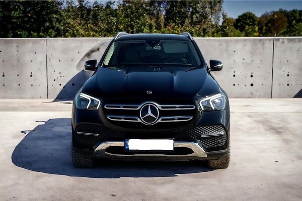 349 Bнедорожник Mercedes GLE 300d  