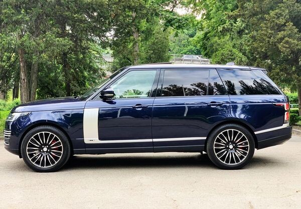 221 Внедорожник Range Rover Vogue Long 