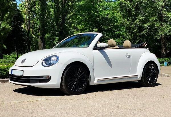 020 Кабриолет Volkswagen Beetle белый  