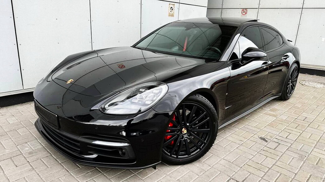 191 Прокат Porsche Panamera 4S E-Hybrit 