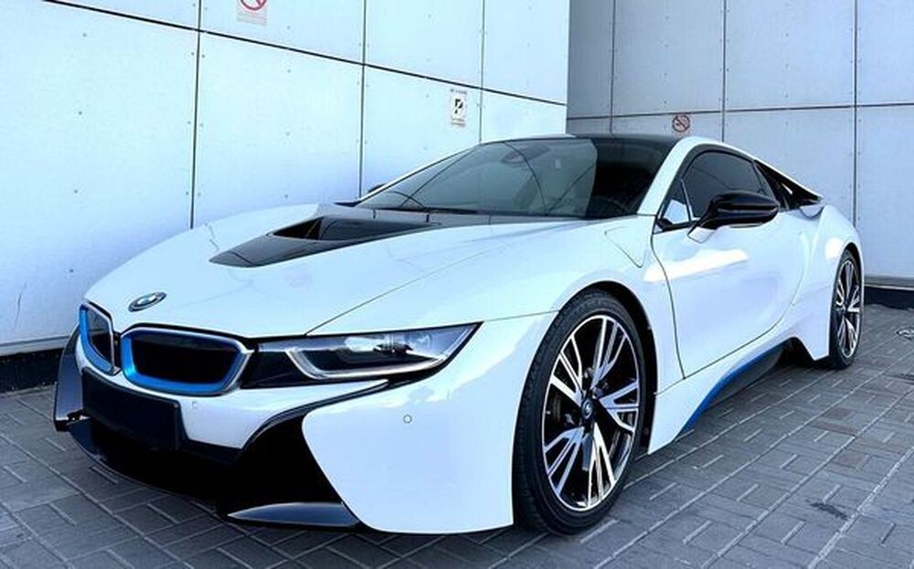 194 Прокат BMW I8 спорткар без водителя  