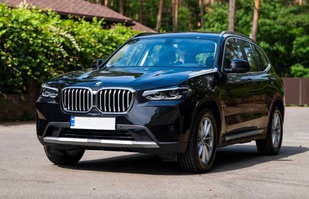 036 BMW X3 черный внедорожник на прокат 