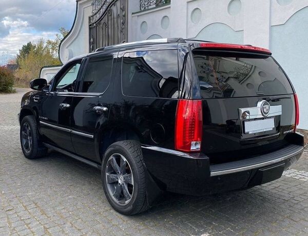 122 Внедорожник Cadillac Escalade заказать  