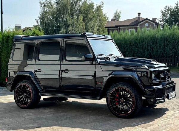 133 Внедорожник Mercedes Benz G63 Brabus оригинал 