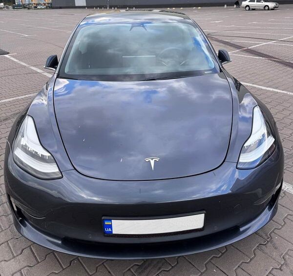 145 Электрокар Tesla Model 3 серая  