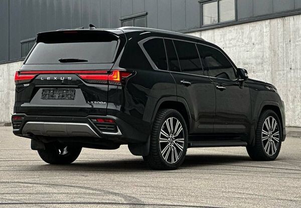 354 Прокат джип без водителя Lexus LX 500 