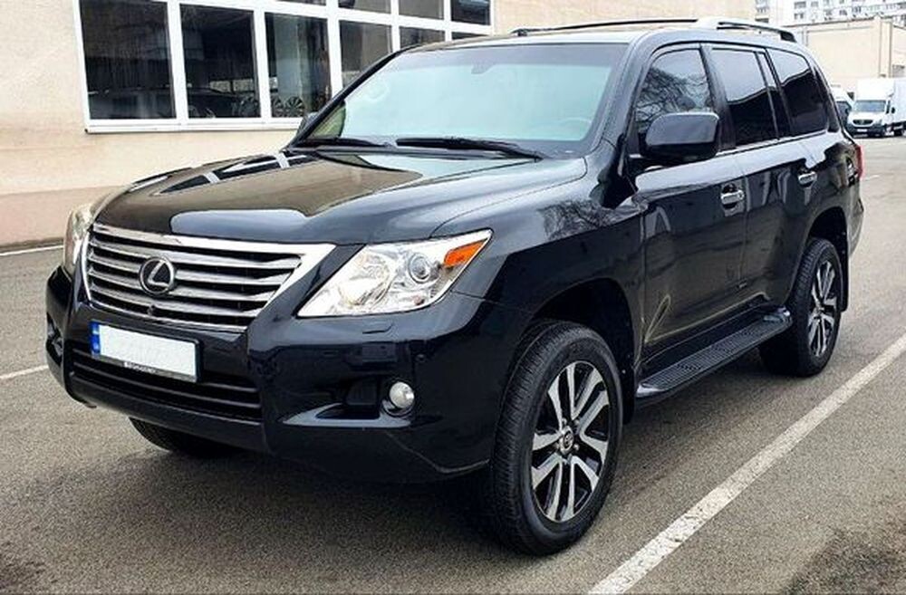 384 Оренда броньований джип Lexus LX 570 B6  