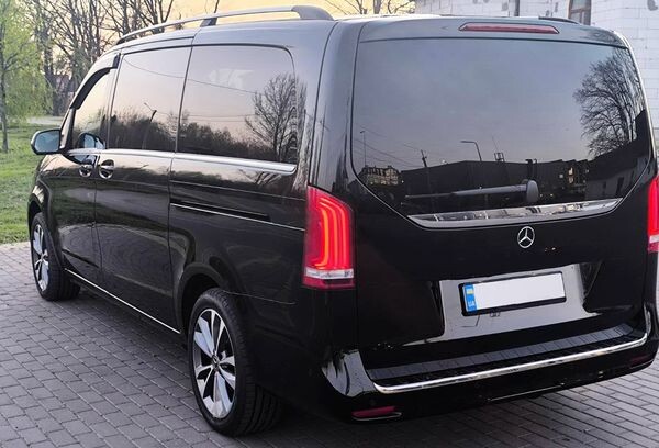 397 Мікроавтобус Mercedes V class 2022 рік  
