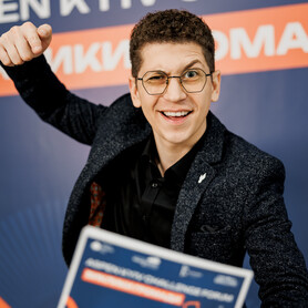 Віктор Дяченко