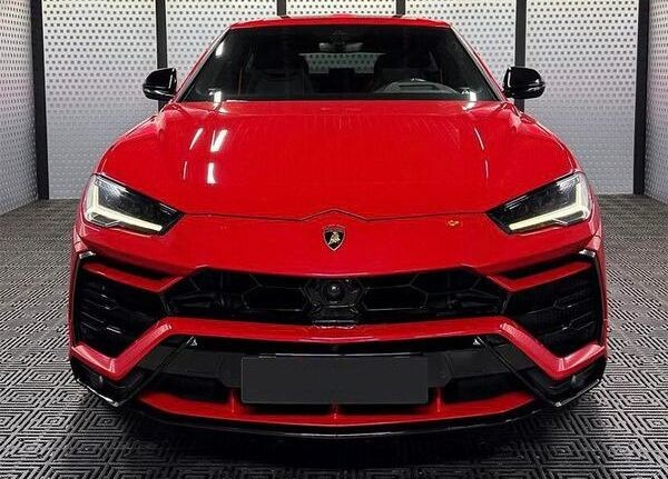 409 Прокат Lamborghini Urus без водія з водієм  