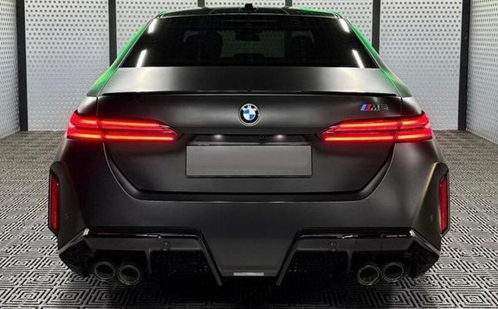 410 BMW M5 G90 напрокат без водія 