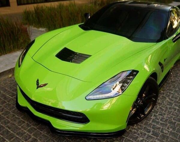 366 Спорткар на весілля Chevrolet Corvette 