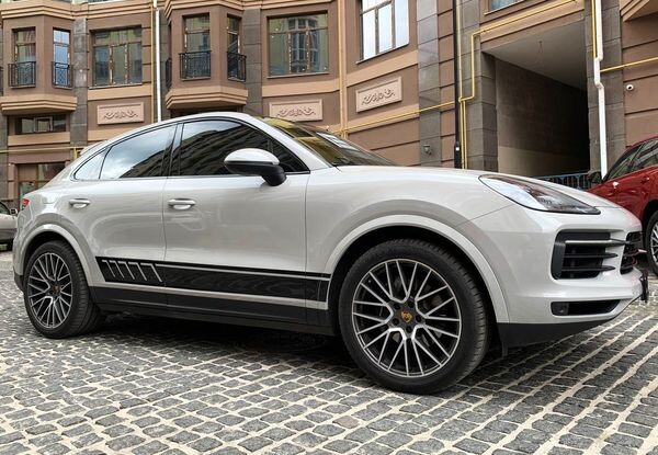 417 Оренда Porsche Cayenne Coupe 