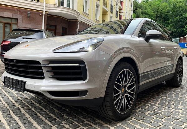 417 Оренда Porsche Cayenne Coupe 