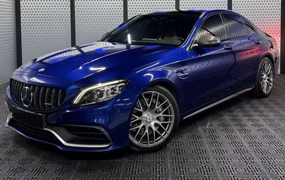 428 Прокат Mercedes-Benz C63s без водія в Києві  