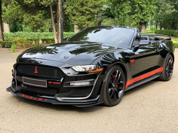 427 Кабріолет Ford Mustang GT 5.0 чорний 