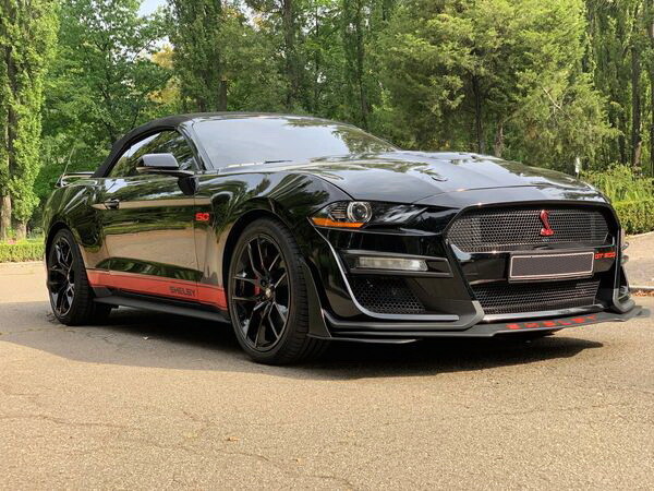 427 Кабріолет Ford Mustang GT 5.0 чорний 