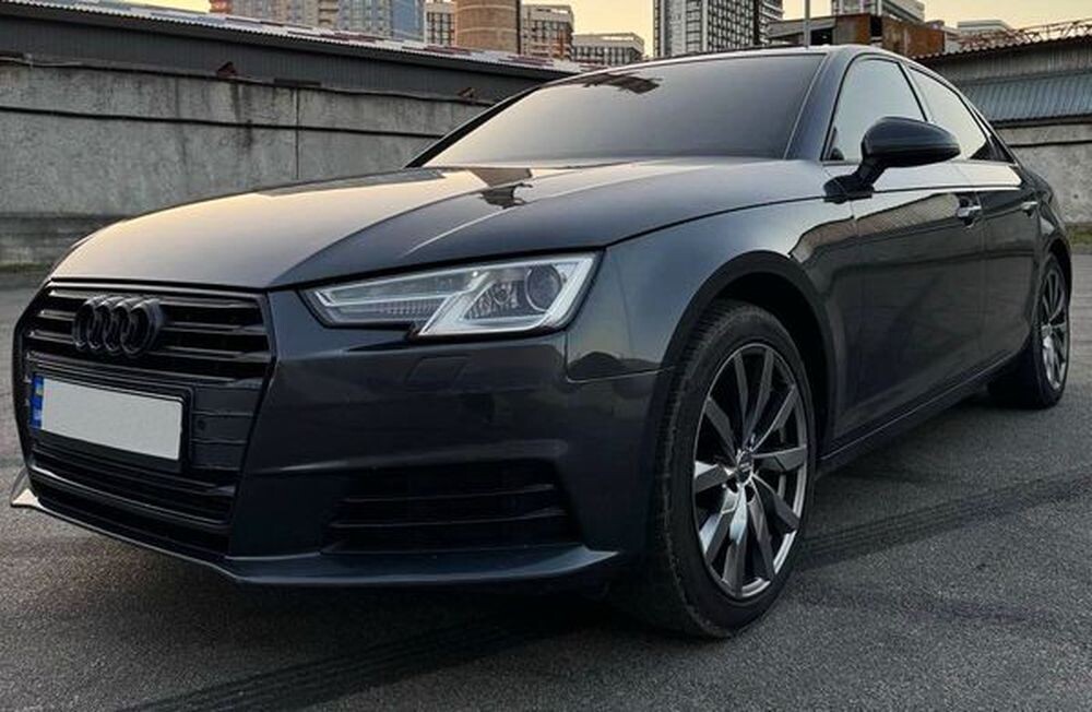 139 Прокат авто Audi A4 без водія 