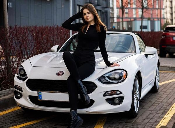 200 Кабріолет на весілля Fіat 124 Spider білий  