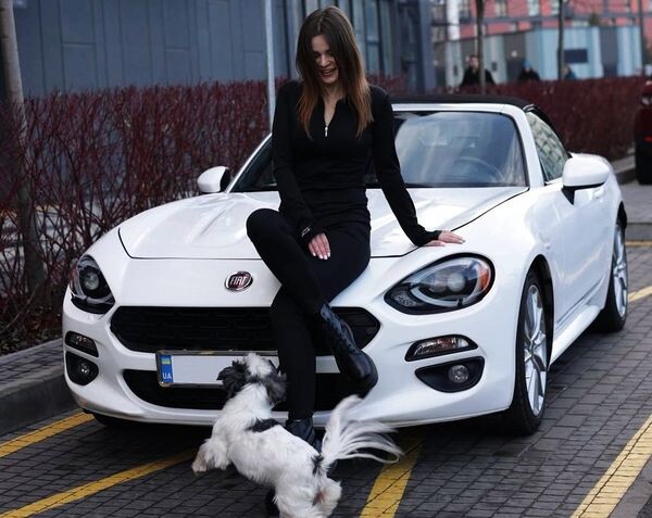 200 Кабріолет на весілля Fіat 124 Spider білий  