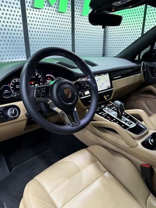 436 Porsche Cayenne NEW прокат без водія  