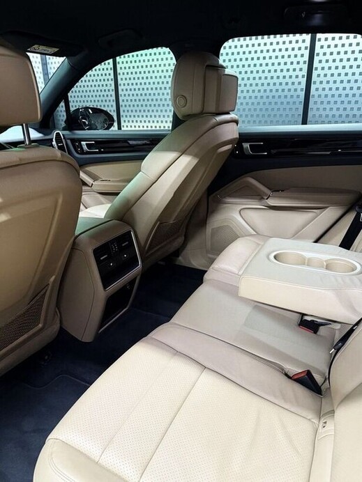 436 Porsche Cayenne NEW прокат без водія  