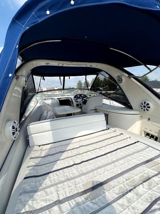 VIP яхти Bavaria 27 у Києві  