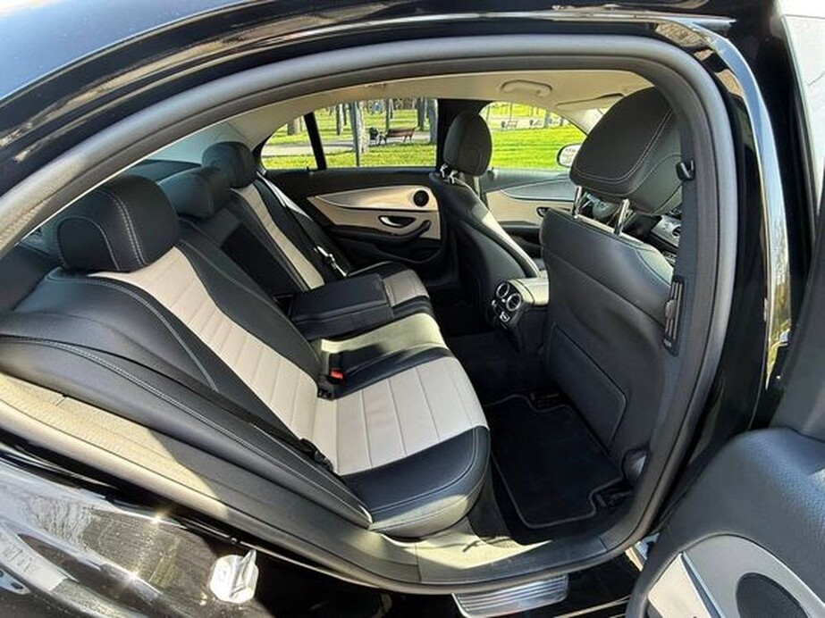 108 Mercedes-Benz W213 E-class NEW 