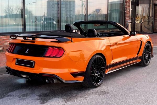 398 Кабріолет Ford Mustang GT помаранчовий  