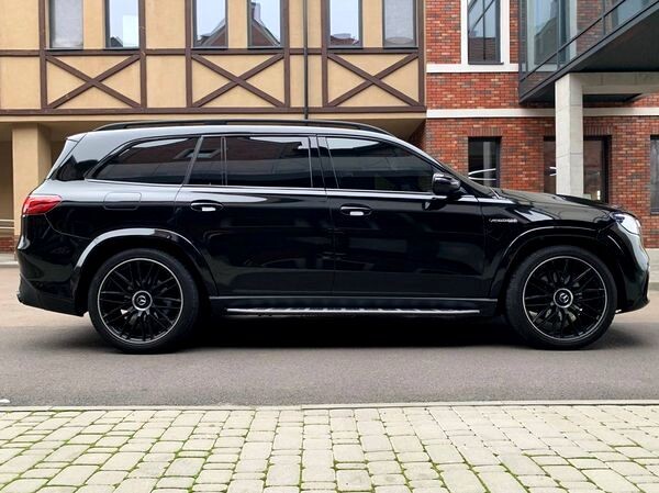 258 Mercedes-Benz GLS 63 AMG  