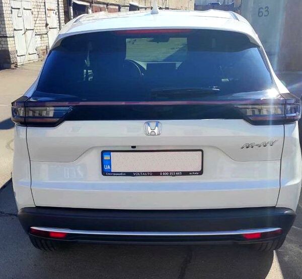 421 Позашляховик на весілля Honda eNS1  