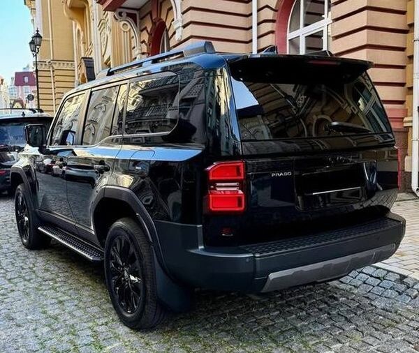 100 Оренда Toyota Land Cruiser Prado 250  