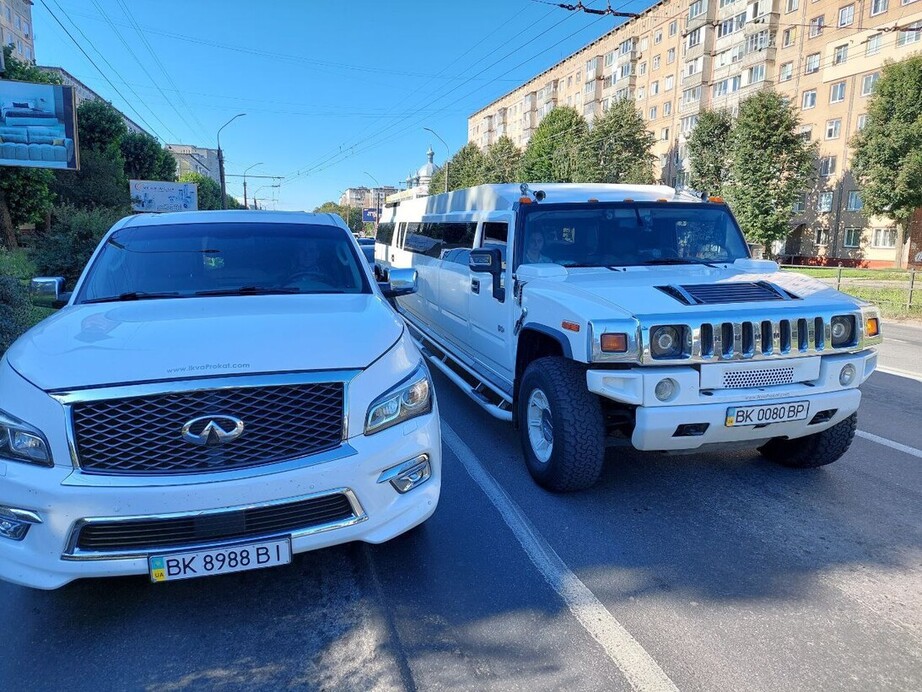  Лимузин Інфініті QX80 балкон 